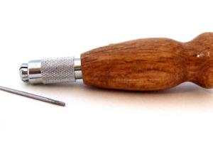 Стібкове шило з круглою голкою (IVAN)