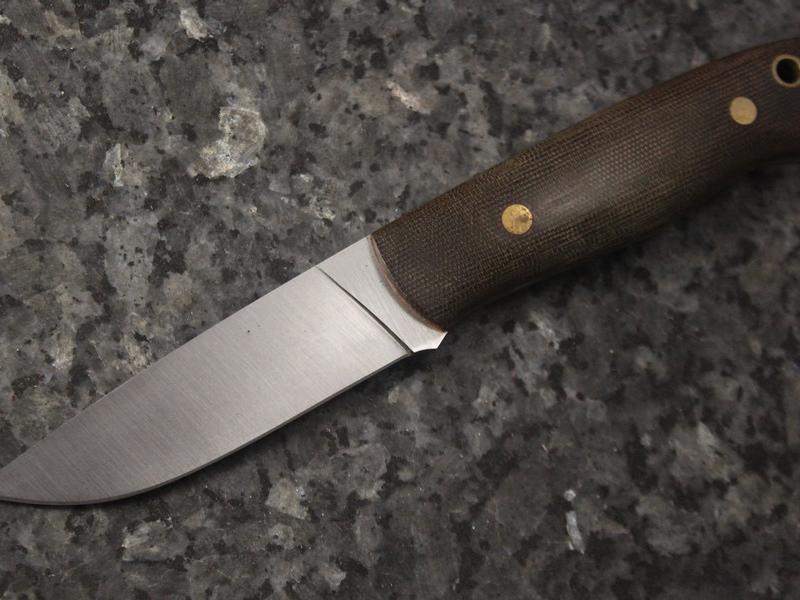 Ніж EnZo Trapper 95 D2/Green Canvas Micarta