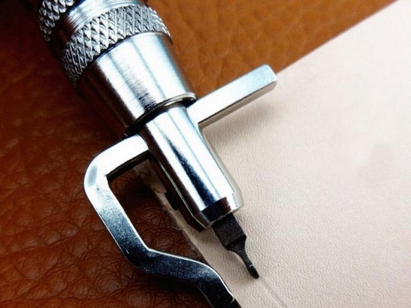 Багатофункціональний Інструмент 5 в 1-му.