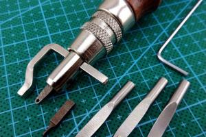 Багатофункціональний Інструмент 5 в 1-му.