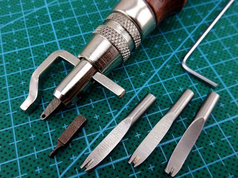 Багатофункціональний Інструмент 5 в 1-му.