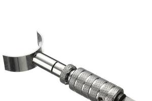 Поворотний ніж для різблення по шкірі (2)