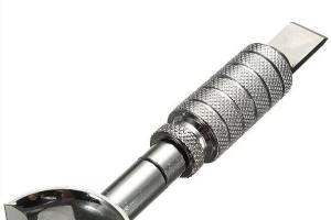 Поворотний ніж для різблення по шкірі (2)