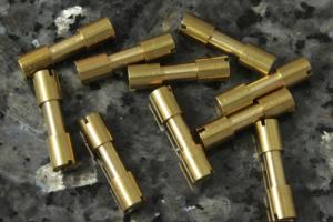 Стяжка Corby 1/4 (6 мм) - Латунь - 10 шт.