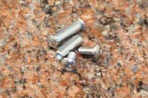 Стяжка Pivot "білі" Грибок 5 мм - (Україна).