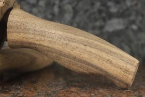 Руків'я "Ahti Vaara" - Горіх