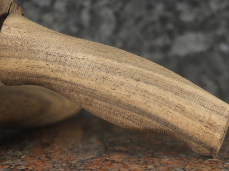 Руків'я "Ahti Vaara" - Горіх