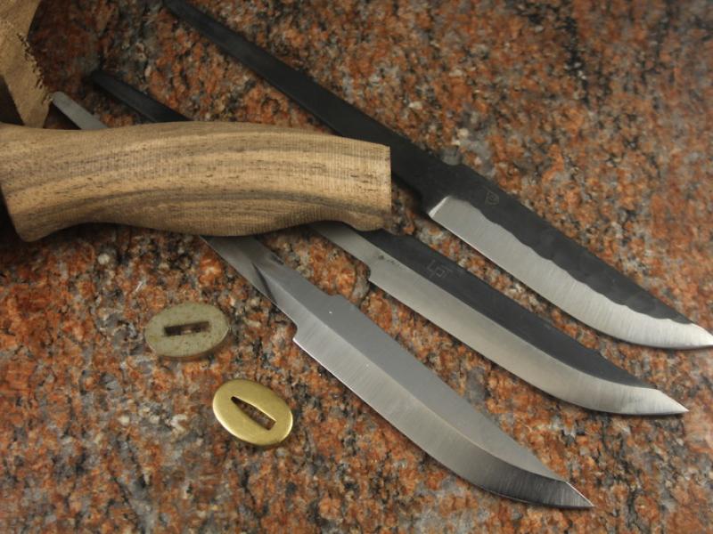 Руків'я "Ahti Vaara" - Горіх